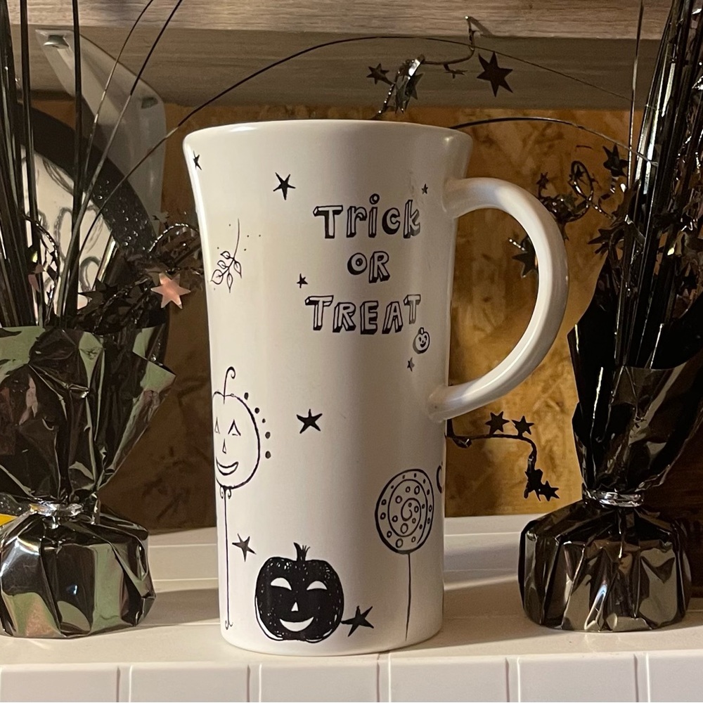 Starbucks 2007 Coffee Halloween mug